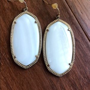 Kendra Scott drop earrings